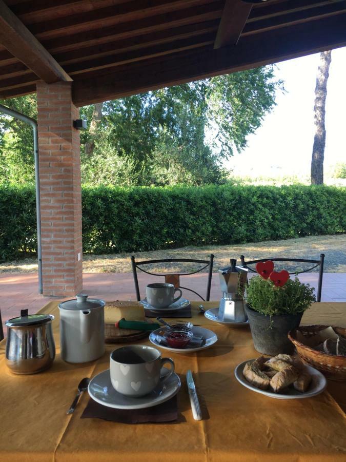 Agriturismo Il Poggio กาซาเล มาริตติโม ภายนอก รูปภาพ